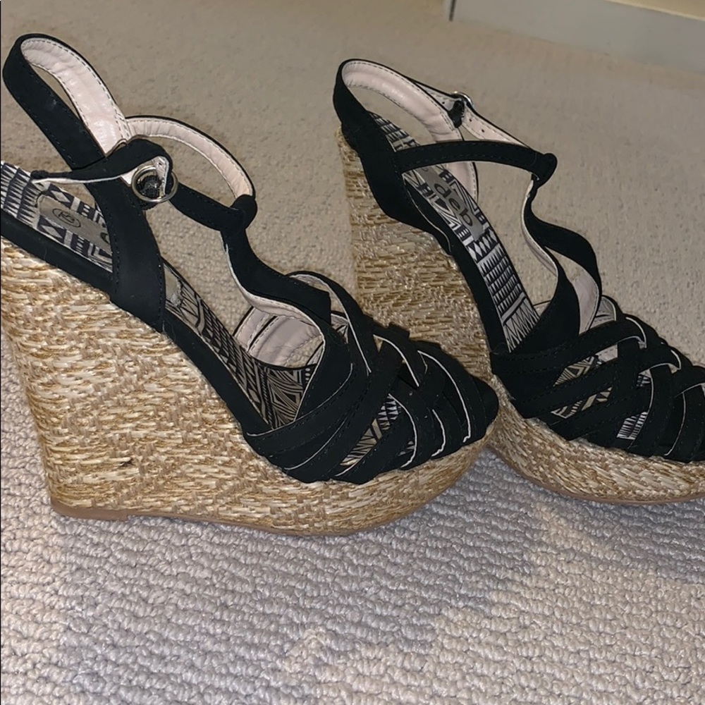 Velvet strappy wedges